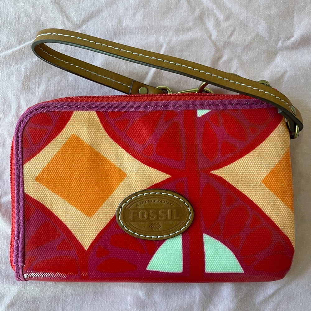 Fossil wristlet new with tag
